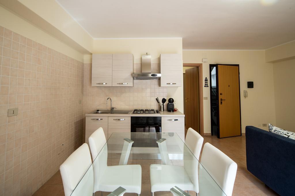 Milly House Appartement Letojanni Buitenkant foto